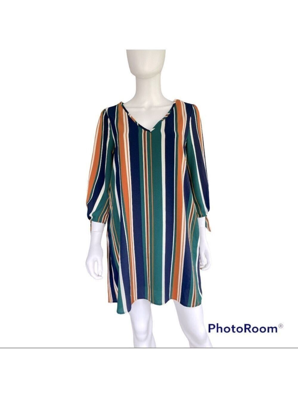 Entro V-Neck Shift Dress Size Small